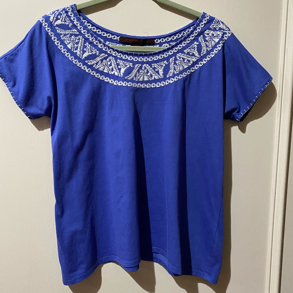 Anthropologie COMMON THREAD Blue with white detail BLOUSE